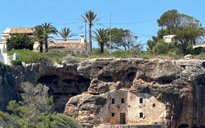 PM07390_Villa_Cala-Murada_Garten_Garage_Meerblick_13