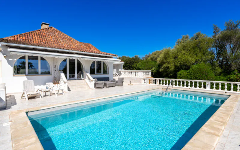 PM07389_Villa_Cala-Murada_Pool_Garten_Meerblick_06